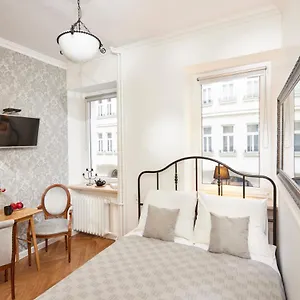 Mokotowska Place For Апартаменты